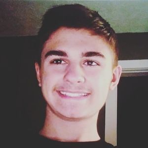 Meet your Posher, Derek